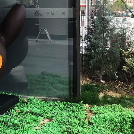 为 universal basic income 品牌设计“尊严保障”